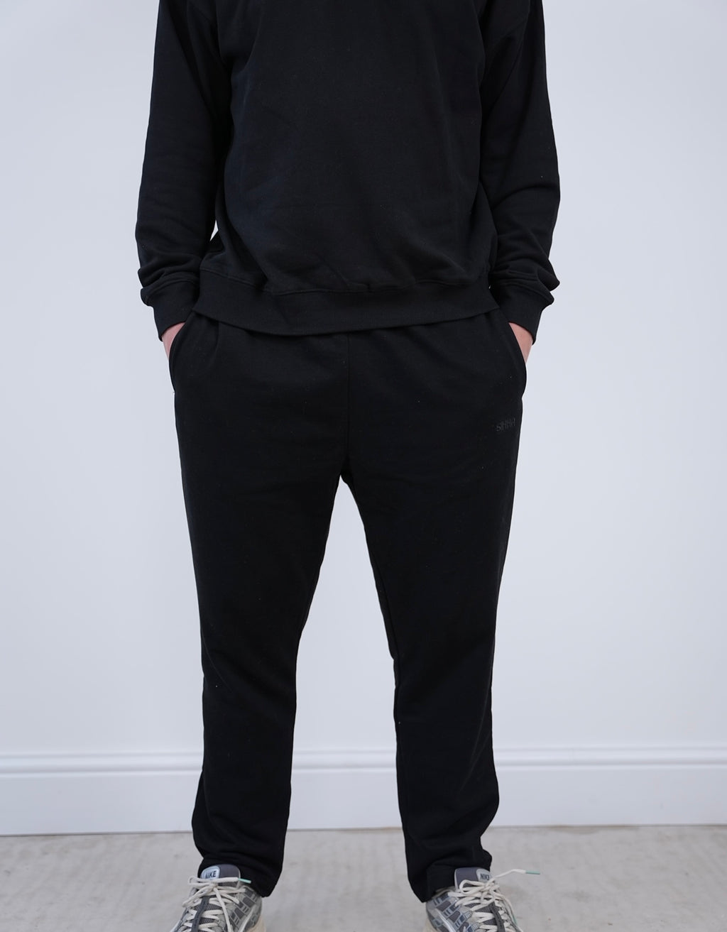 Men’s Straight Leg Jogger Black