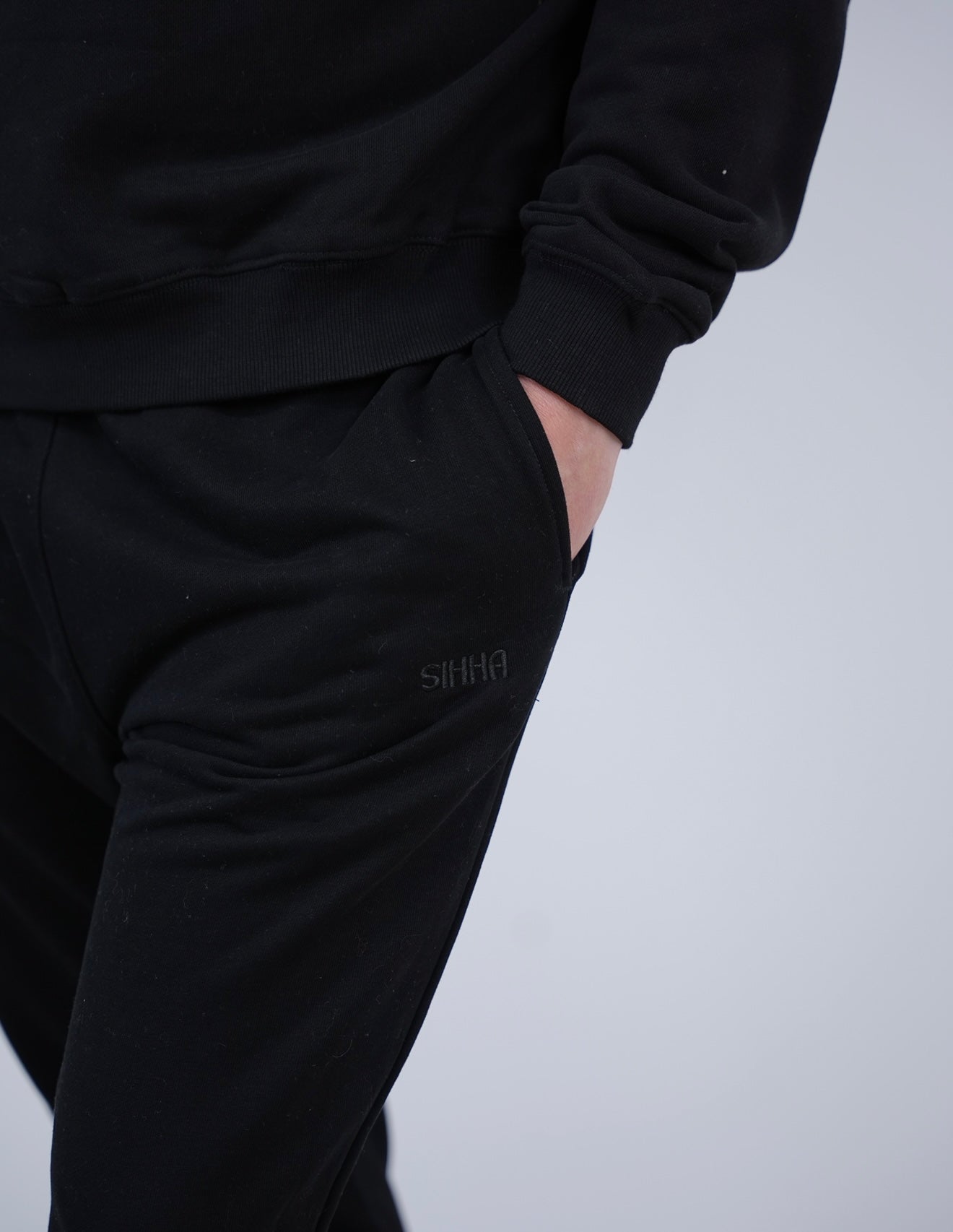 Men’s Straight Leg Jogger Black