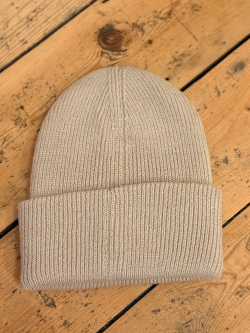 Deep Cuffed Beanie Stone