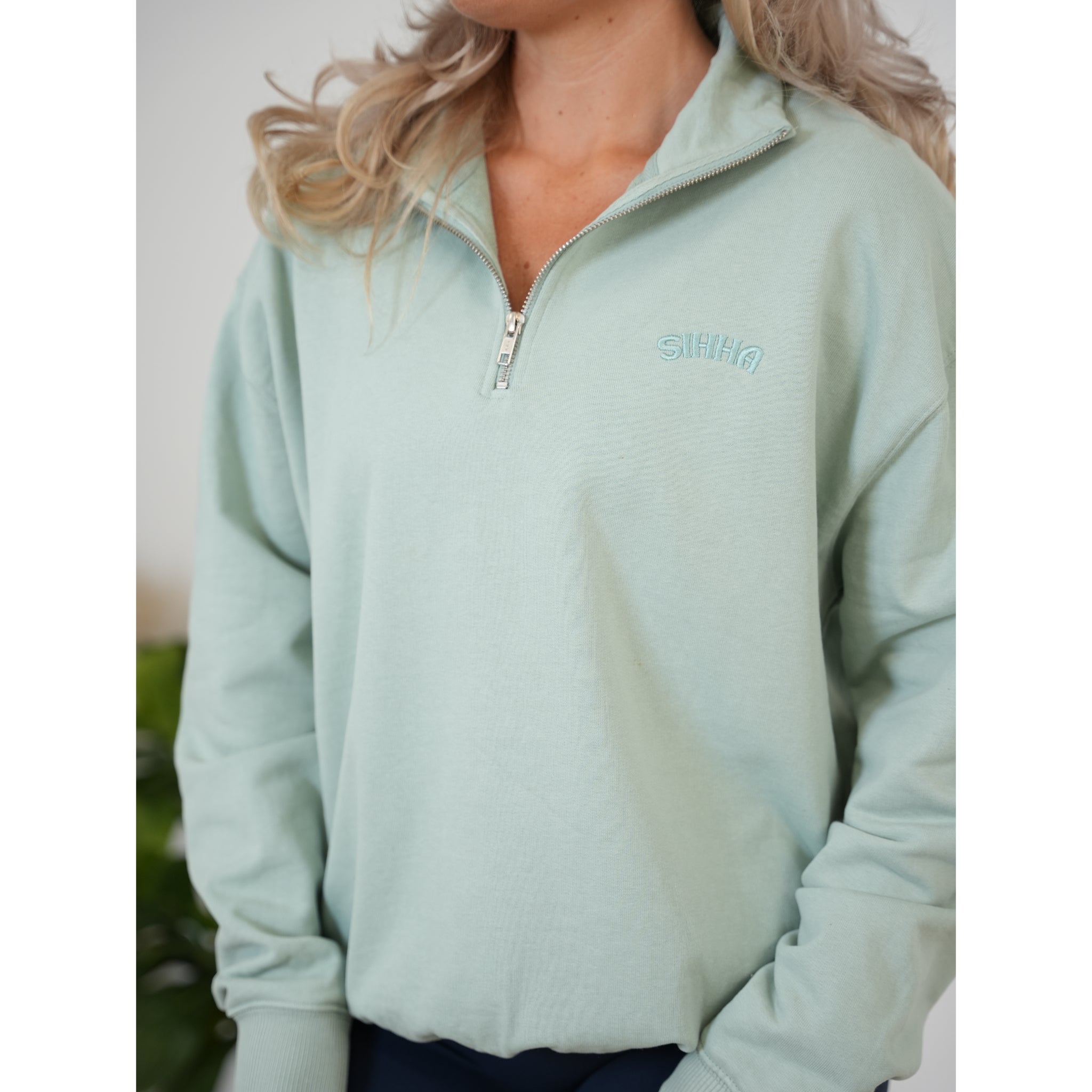 Unisex Heavy Weight 1/4 Zip - Aqua Mist