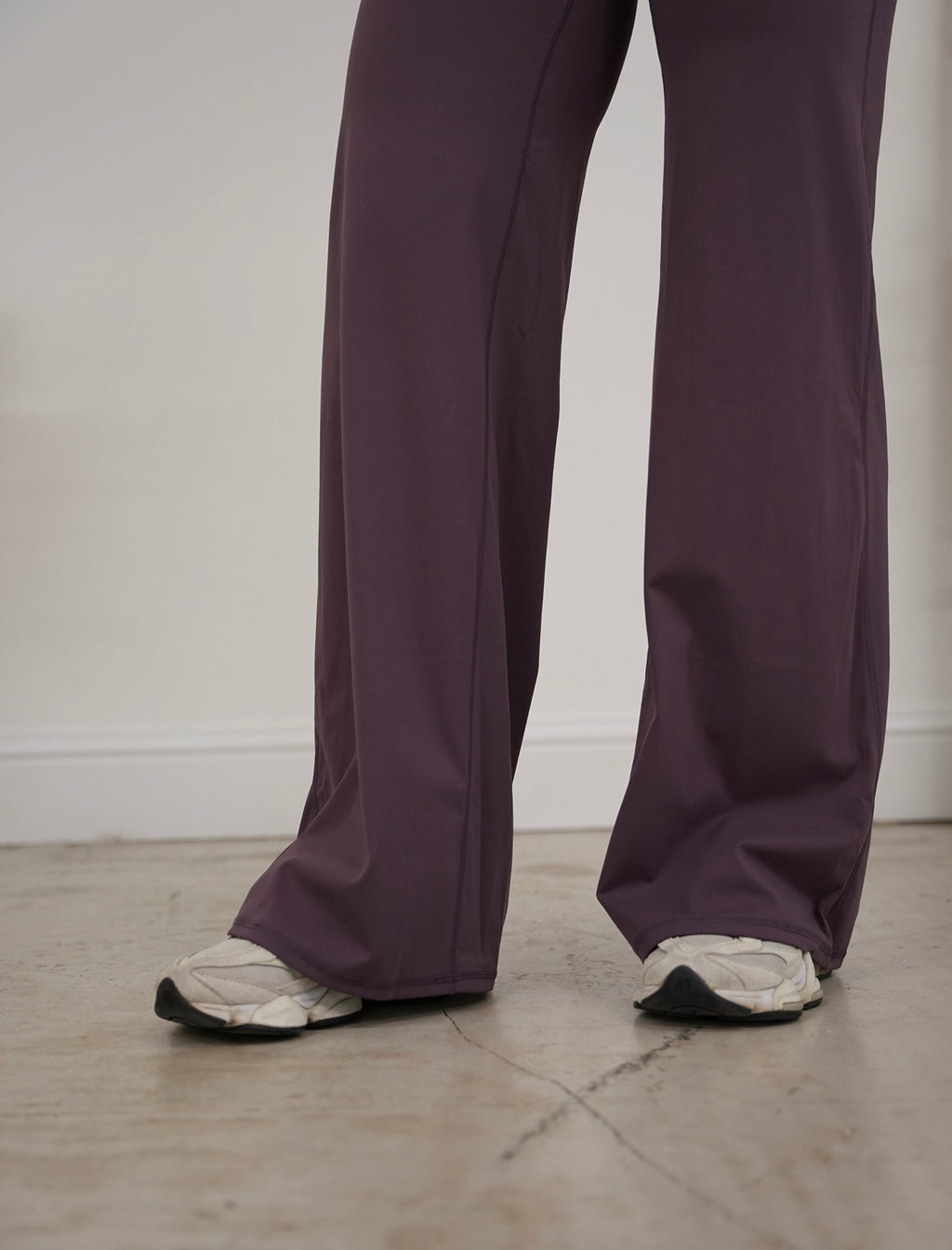 Motion Wide Leg Leggings