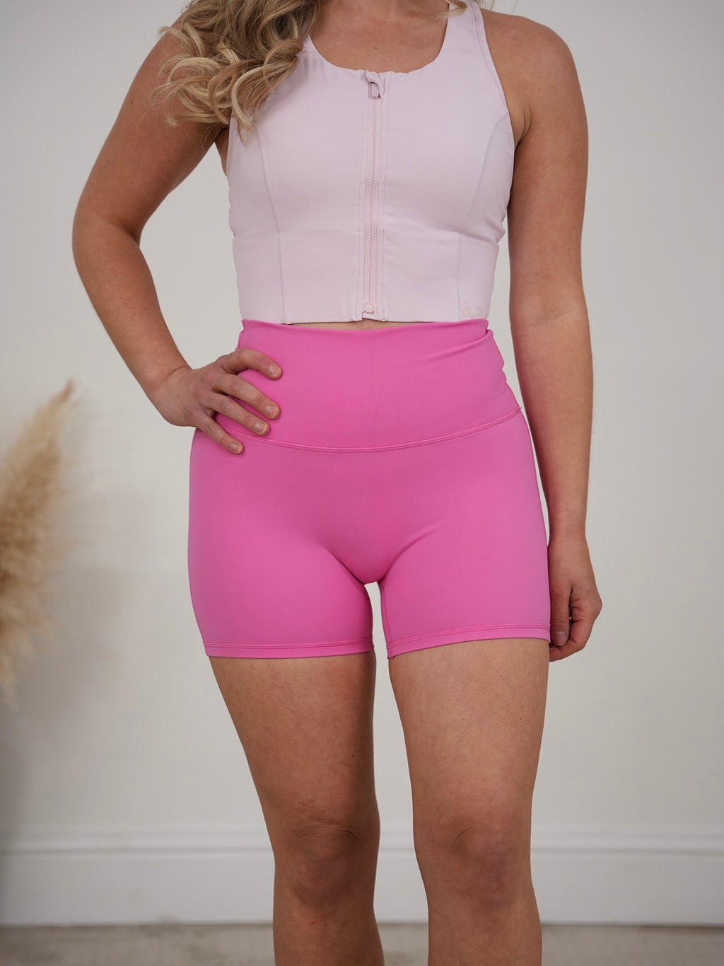 Sculpta High Waisted Shorts 4” - Bubblegum Pink